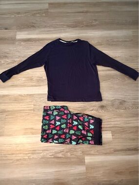 Merry Lane | Men’s Navy Holiday Tree Pajama Set